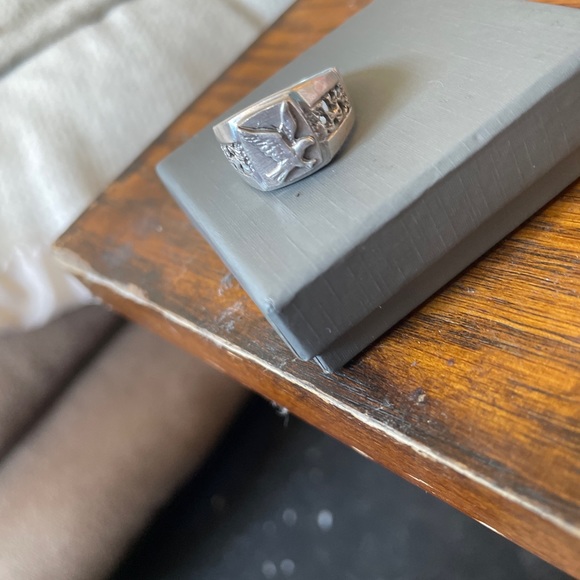 Sterling silver 925 eagle nugget style ring must go asap OBO - Picture 2 of 4